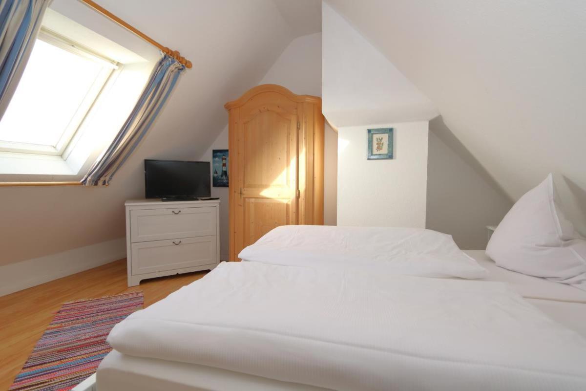 Koehler Am Dorfteich Apartment Wenningstedt-Braderup Luaran gambar